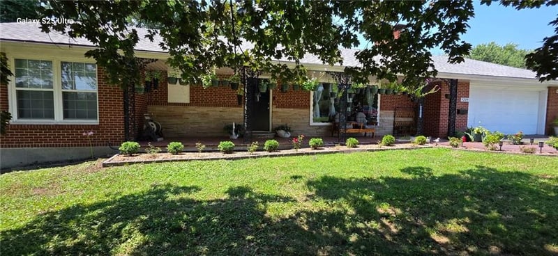 9209 87th St, Raytown, MO 64138
