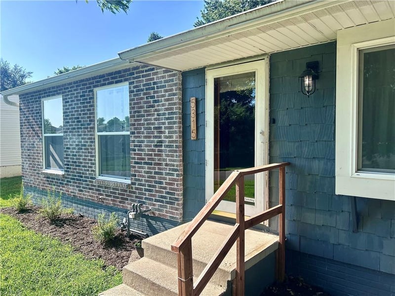 5315 University Ave, St Joseph, MO 64503