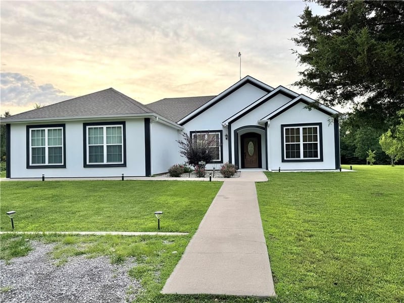 19883 Mather Rd, Sedalia, MO 65301
