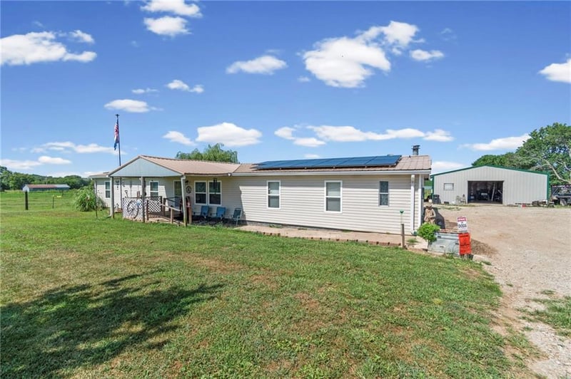 1224 State Route K Hw, Butler, MO 64730