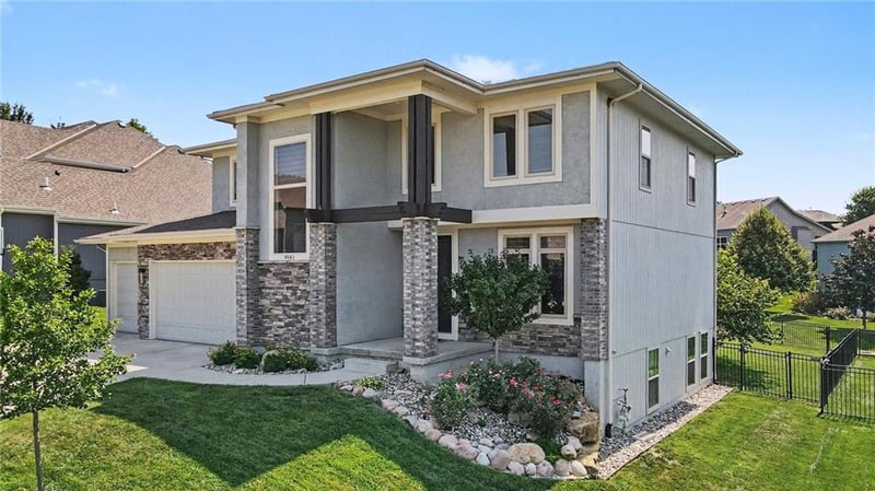 9543 Kentucky Ave, Kansas City, MO 64157