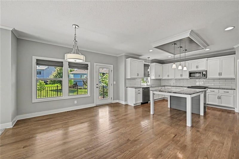 9543 Kentucky Ave, Kansas City, MO 64157