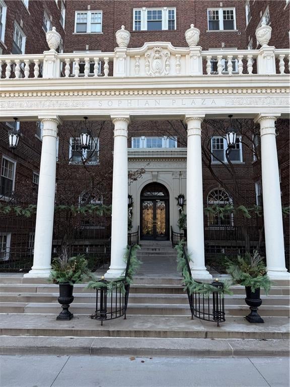 4618 Warwick Blvd #4D, Kansas City, MO 64112