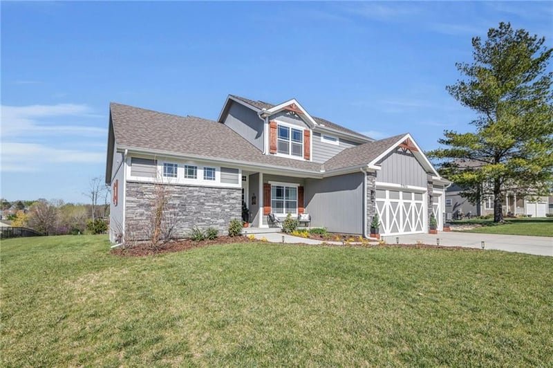 7904 Spruce Ave, Kansas City, MO 64119
