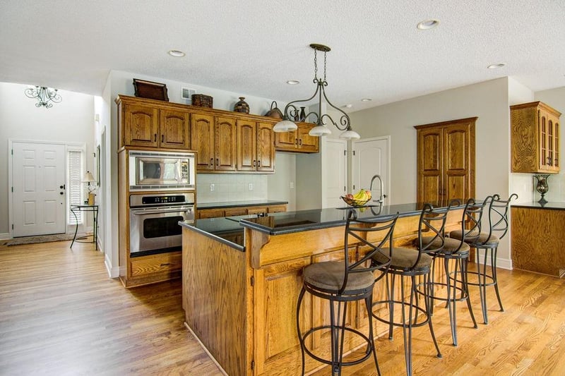 24115 79th Ter, Lenexa, KS 66227