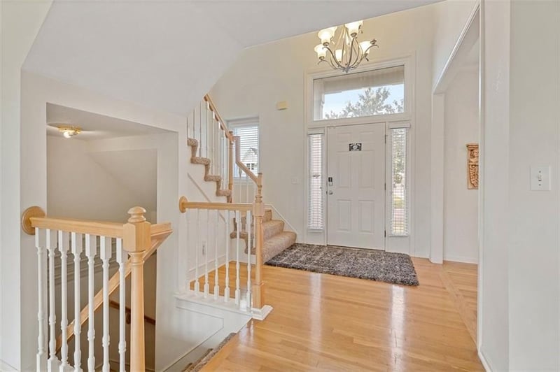 8618 127th Ter, Overland Park, KS 66213