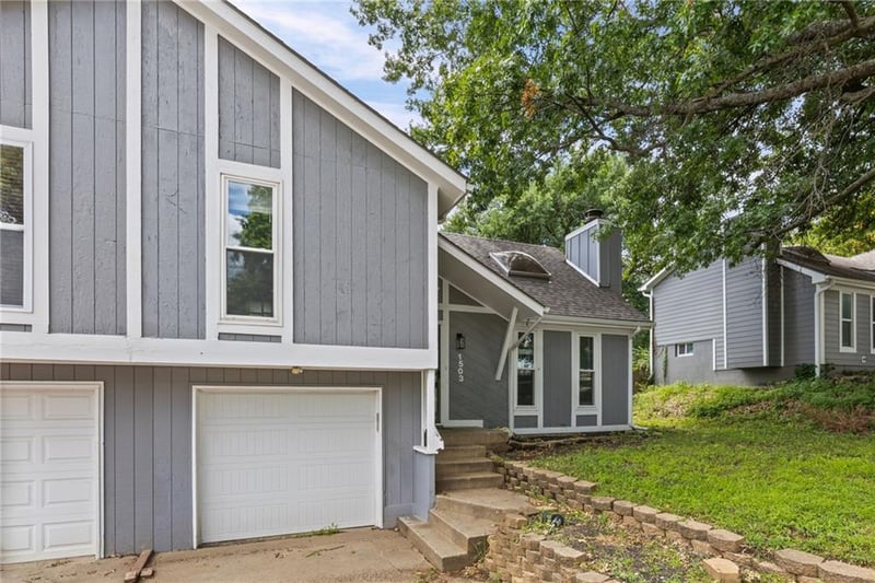1503 Loula St, Olathe, KS 66061