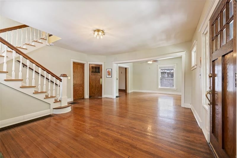 3607 Campbell St, Kansas City, MO 64109