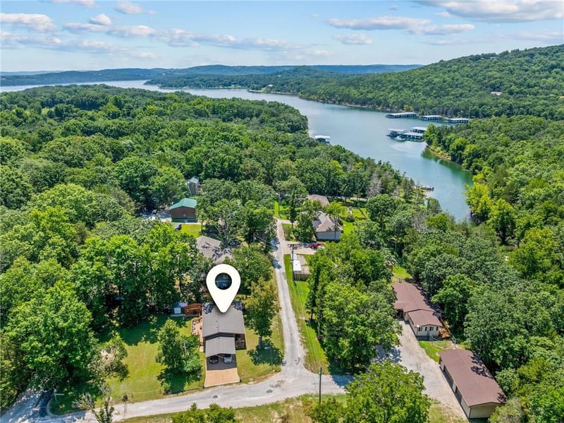 150 Cedar Cove Rd, Branson West, MO 65737