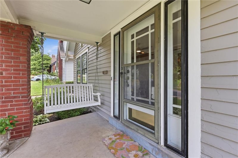 315 70th Ter, Kansas City, MO 64113