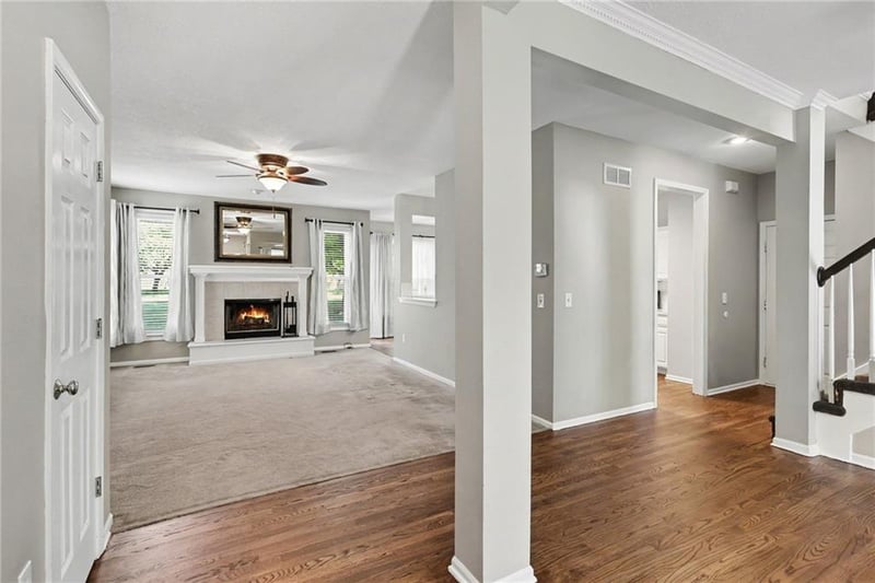 14747 Symphony Dr, Olathe, KS 66062