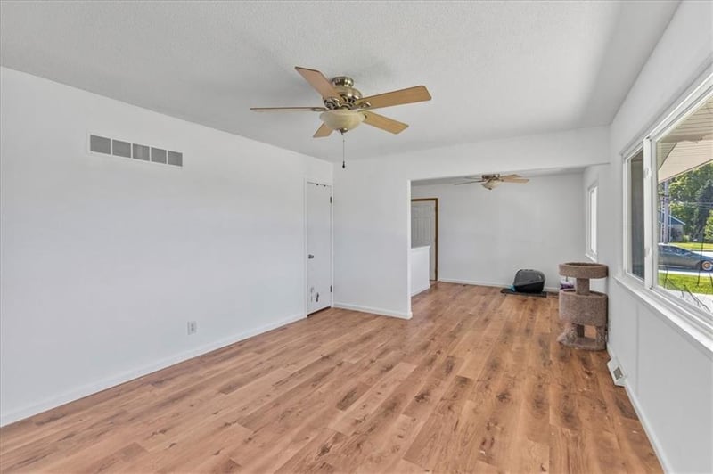 11108 70th Ter, Shawnee, KS 66203