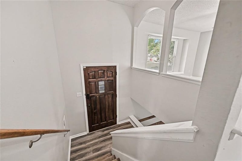 1613 Glen Ellyn St, Independence, MO 64056