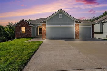 4805 NE 73rd St, Kansas City, MO 64119