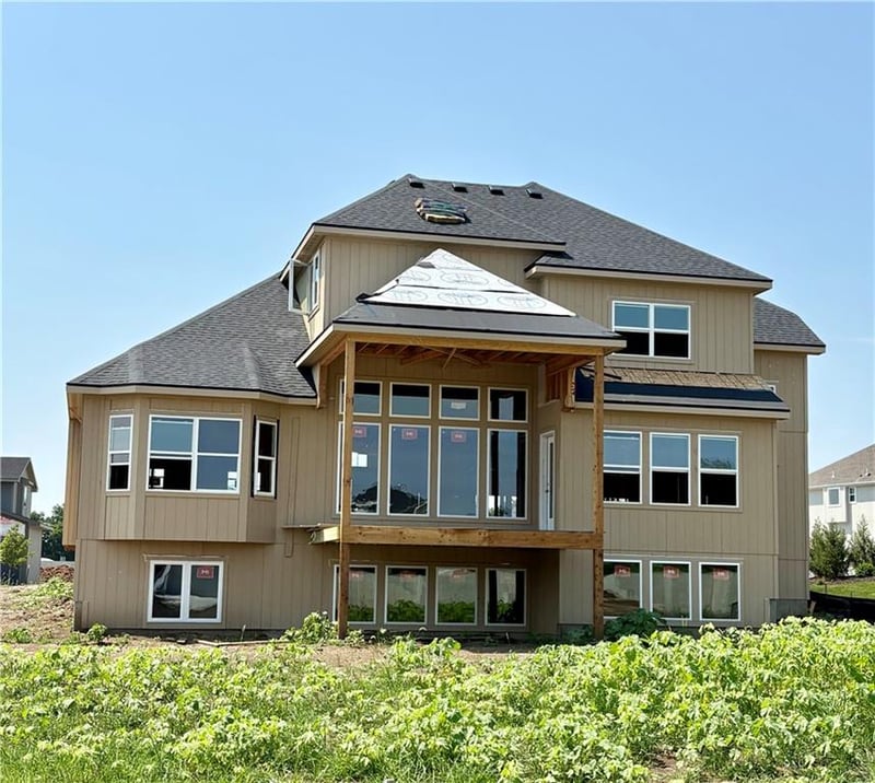 15292 161st Ter, Olathe, KS 66062