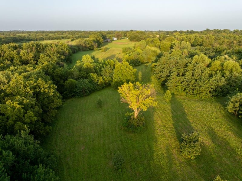 Famuliner Rd, Garden City, MO 64747