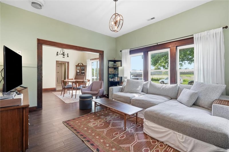 245 Illinois St, Lawrence, KS 66044