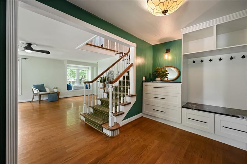508 Green St, Lee's Summit, MO 64063
