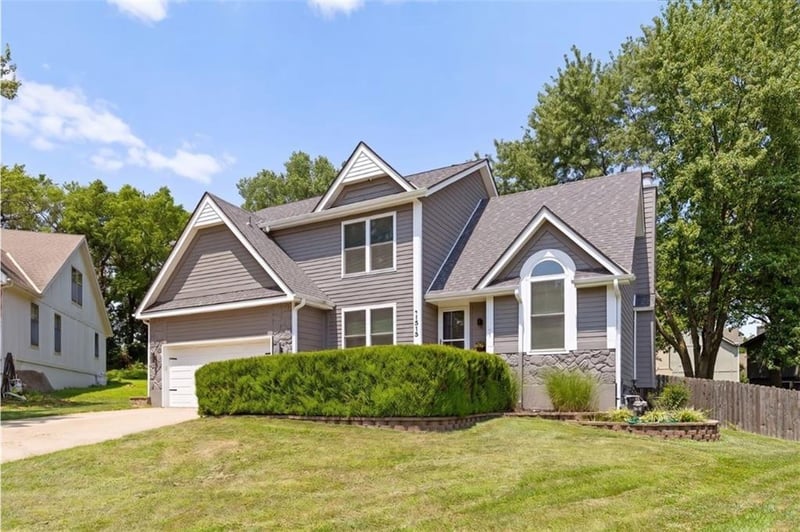 11515 Lennox St, Olathe, KS 66061