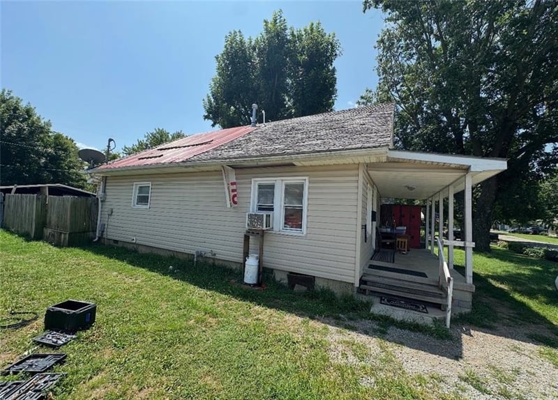 103 25th St, Pittsburg, KS 66762