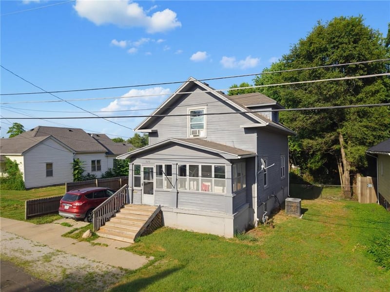 1026 Mcpherson St, Trenton, MO 64683