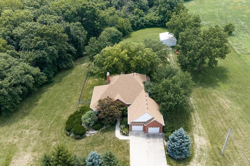 12901 Mcintyre Rd, Leavenworth, KS 66048