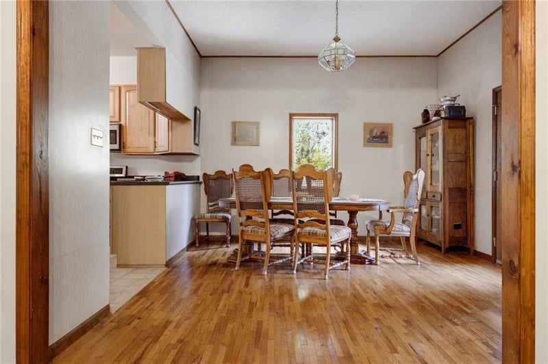 206 Ridgeway St, Trenton, MO 64683