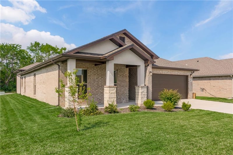 24402 75th Ter, Shawnee, KS 66227