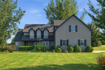 17891 Highview Rd, Tonganoxie, KS 66086