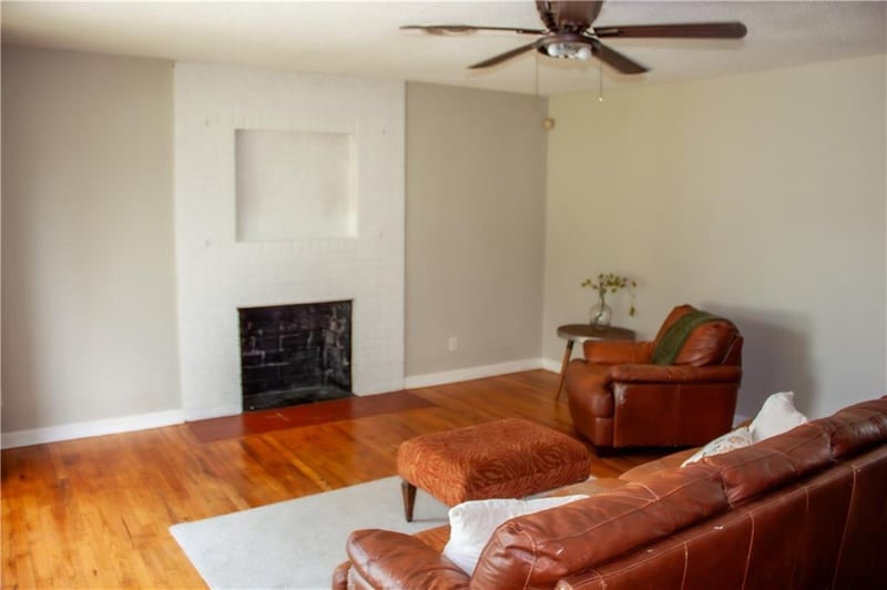 415 87th St, Kansas City, MO 64155