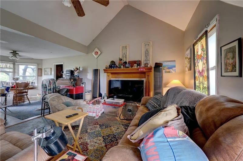 26900 W 223rd St, Spring Hill, KS 66083