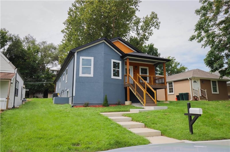 1045 Ann Ave, Kansas City, KS 66102