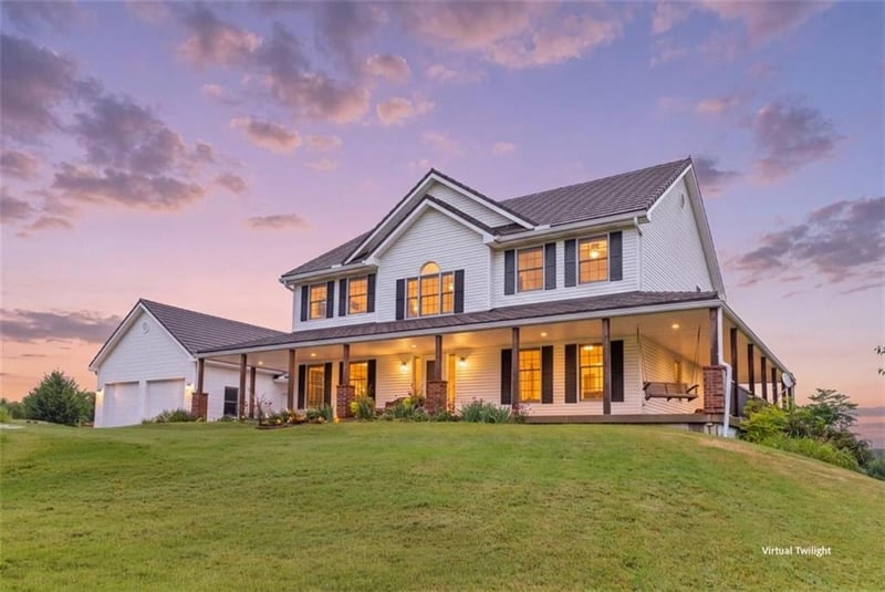 9133 Coronado Cir, De Soto, KS 66018