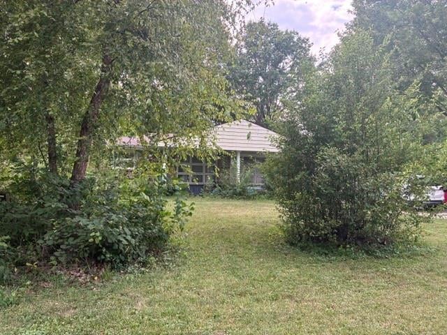 306 3rd Street Ter, Trimble, MO 64492