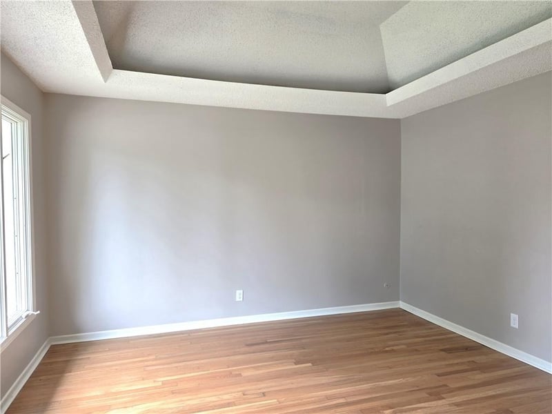 9786 101 Ter, Overland Park, KS 66212