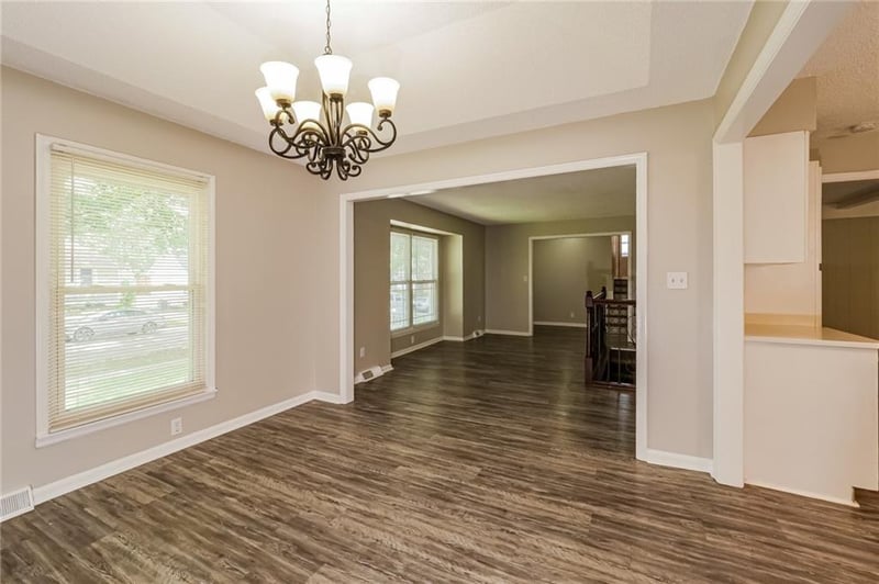 12708 Sycamore Ave, Grandview, MO 64030