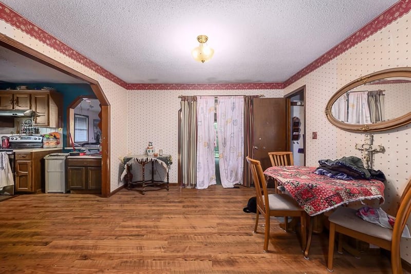 1131 Sherman Ave, Leavenworth, KS 66048
