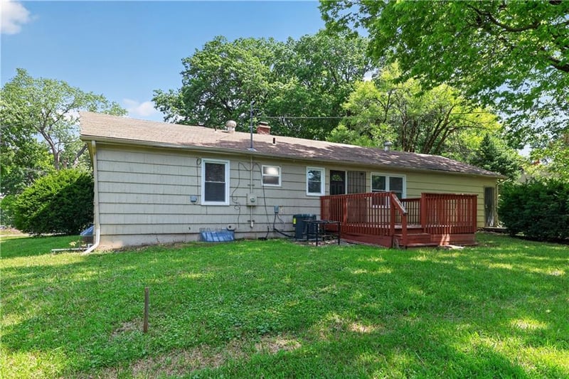 6601 96th St, Kansas City, MO 64134