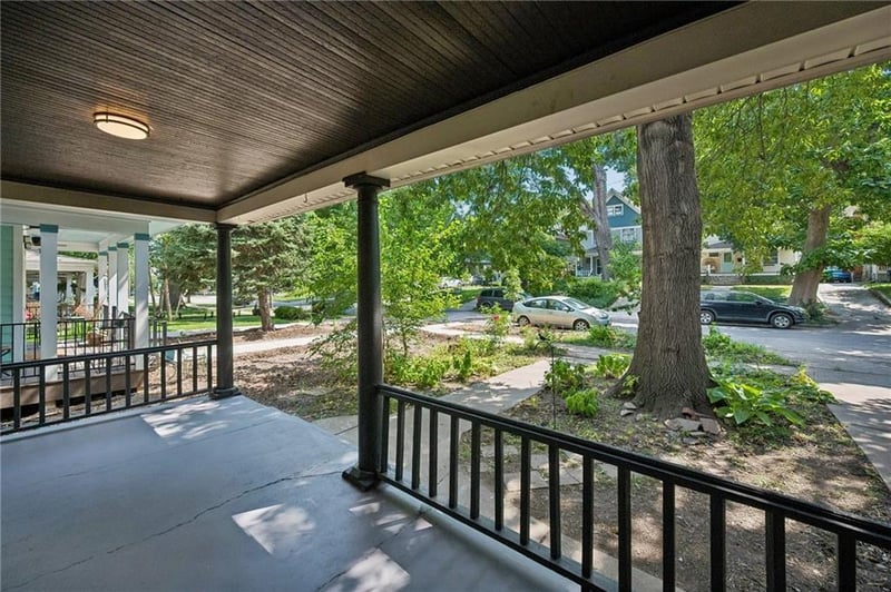3314 Charlotte St, Kansas City, MO 64109