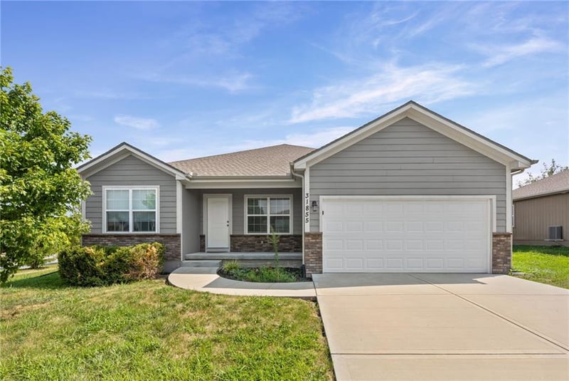 31855 171st St, Gardner, KS 66030