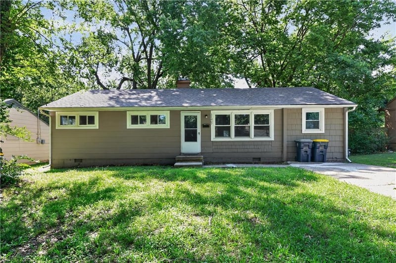 11407 Richmond Ave, Kansas City, MO 64134