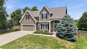6216 NE 120th St, Kansas City, MO 64156
