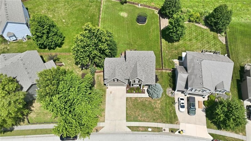 6216 NE 120th St, Kansas City, MO 64156
