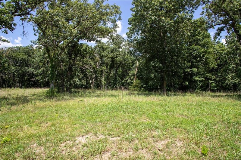 811 600th Rd, Knob Noster, MO 65336