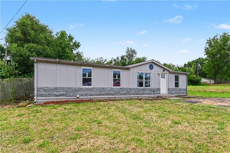 602 Ratz St, Valley Falls, KS 66088