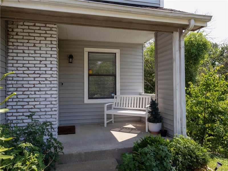 929 Christie Ct, Lawrence, KS 66049