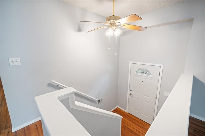 417 Stonewall Dr, Blue Springs, MO 64014