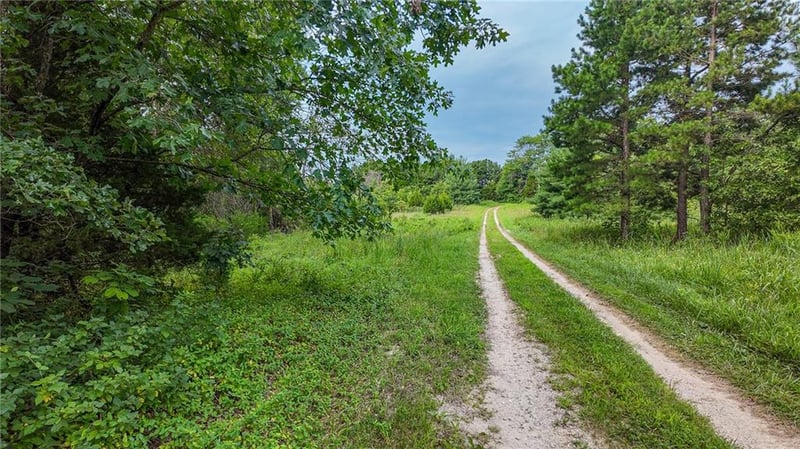 0000 251 Rd, Osceola, MO 64776
