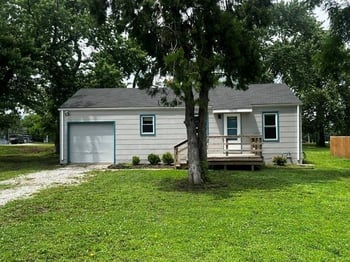 7800 E 86th St, Kansas City, MO 64138