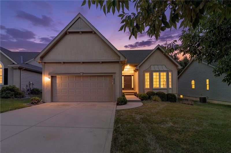 3115 86th St, Kansas City, MO 64154
